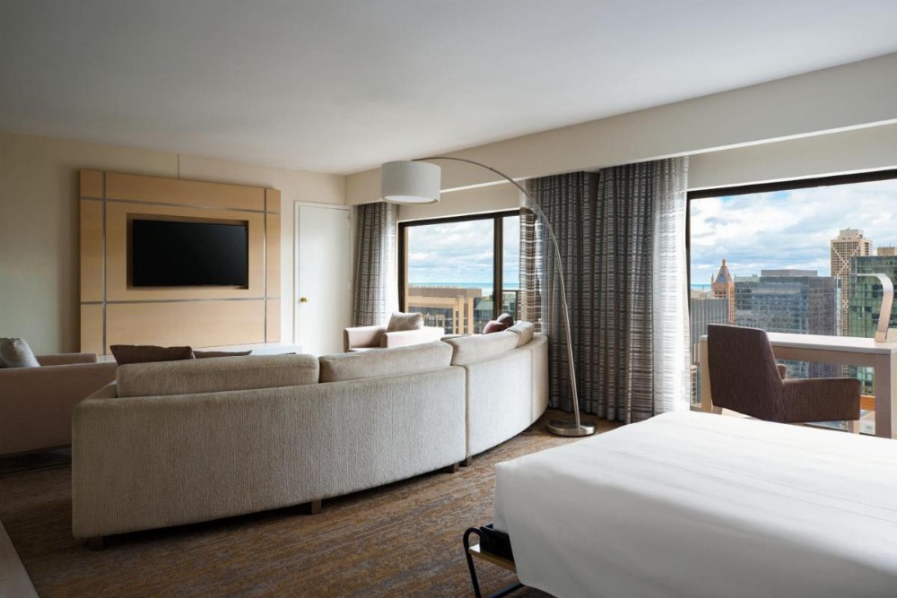 Chicago Marriott Downtown Magnificent Mile Image 12