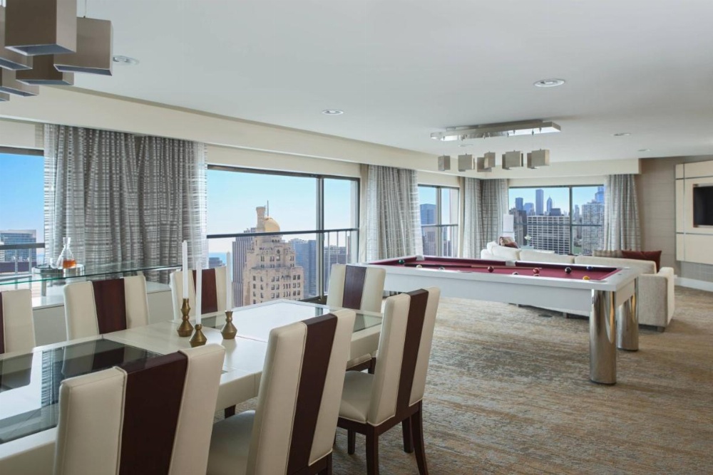 Chicago Marriott Downtown Magnificent Mile Image 6